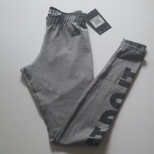 NIKE leggings